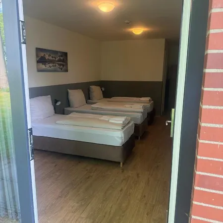 Elo Nordheide 24h Check-in, Free Parking And Wifi Hotel Buchholz in der Nordheide