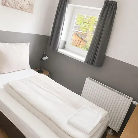Elo Nordheide 24h Check-in, Free Parking And Wifi Hotel Buchholz in der Nordheide